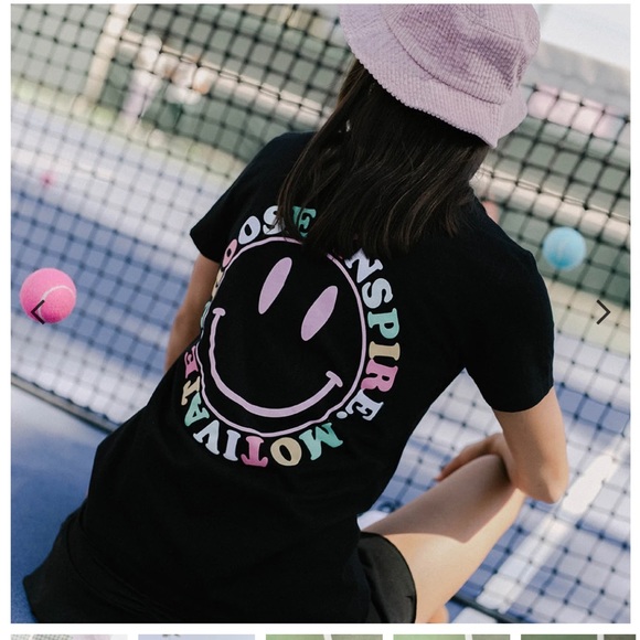 Black Attitude is free T - Picture 1 of 4